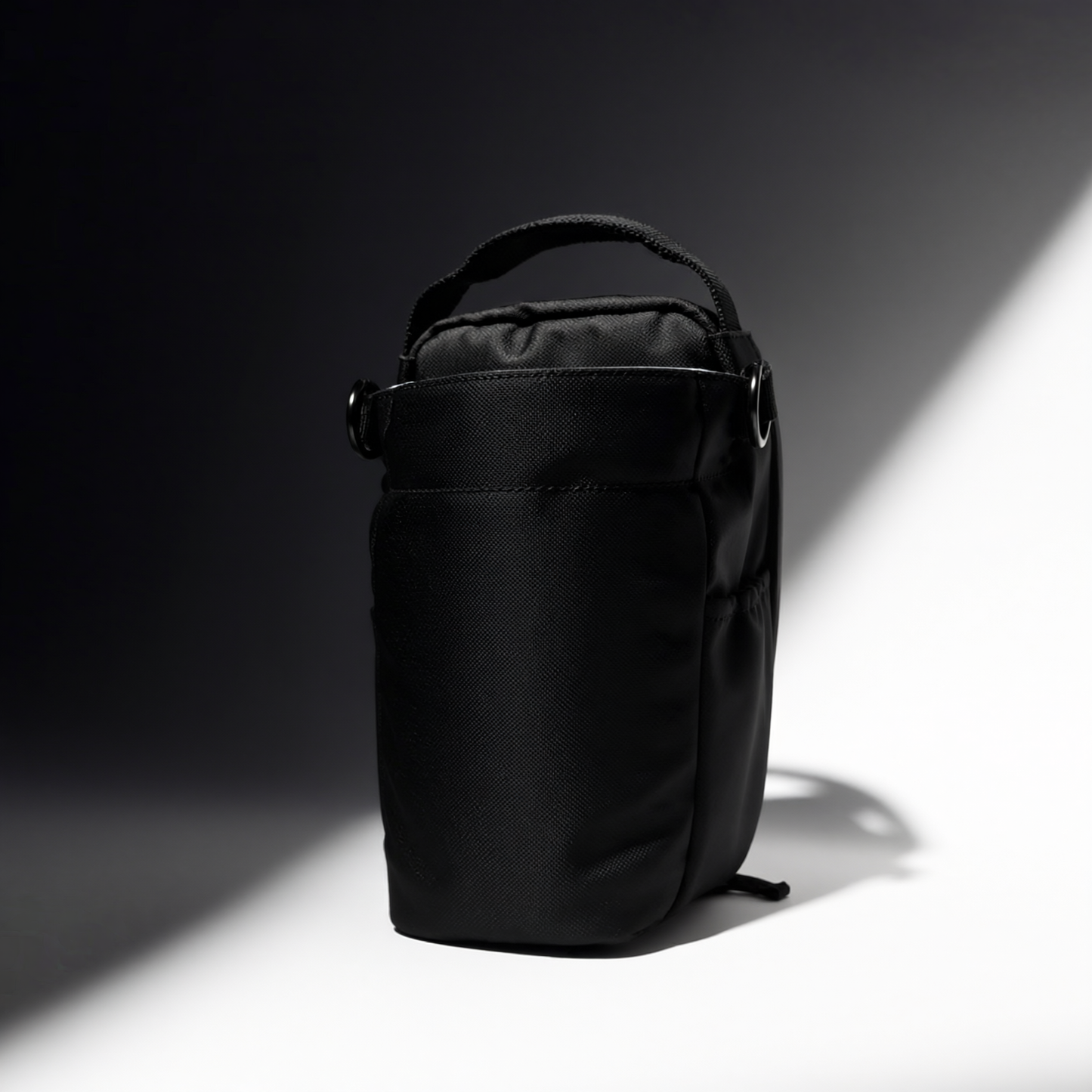 MAGNETIC PORTABLE FITNESS BAG